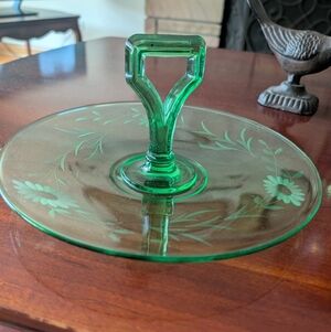 Vintage Etched Green Depression Glass Serving Tidbit Handled Tray Handle